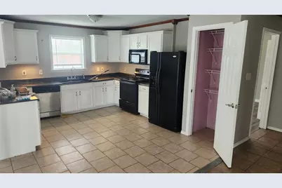 1010 22nd Street, San Leon, TX 77539 - Photo 9