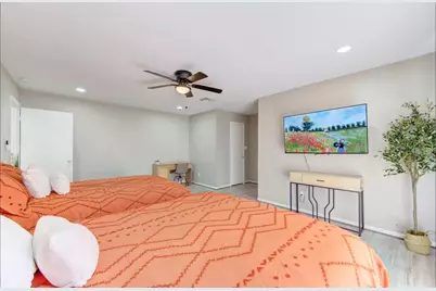 6131 Gladewell Drive, Houston, TX 77072 - Photo 13