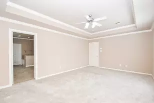 3202 Holly Meadow Dr, Houston, TX 77042 - Photo 17