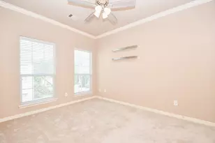 3202 Holly Meadow Dr, Houston, TX 77042 - Photo 21