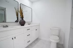 412 Old Course Dr, Friendswood, TX 77546 - Photo 15