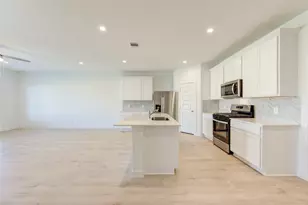 31763 Margaret Woods Ln, Fulshear, TX 77441 - Photo 13