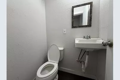 1211 W Park Ave #101, Orange, TX 77630 - Photo 7