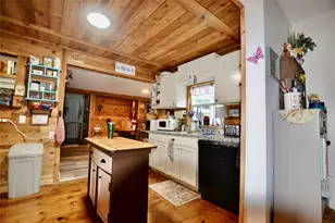 458 Rain Forest Rd, Onalaska, TX 77360 - Photo 11