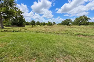 407 Branding Iron Cir, Angleton, TX 77515 - Photo 17