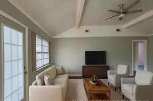 1307 Cactus St, Baytown, TX 77521 - Photo 3