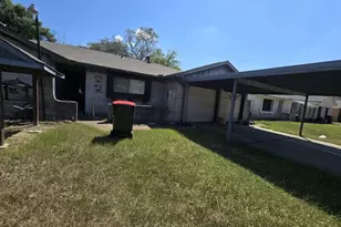 1307 Cactus St, Baytown, TX 77521 - Photo 1