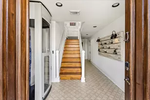 123 Port St, San Leon, TX 77539 - Photo 9