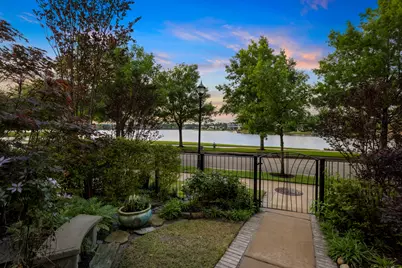 262 Breezy Way, The Woodlands, TX 77380 - Photo 3