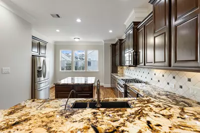 262 Breezy Way, The Woodlands, TX 77380 - Photo 13