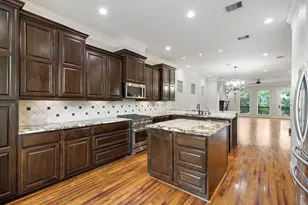 262 Breezy Way, The Woodlands, TX 77380 - Photo 11
