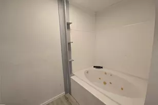 1045 Vine Dr, Angleton, TX 77515 - Photo 17