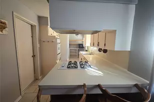 1045 Vine Dr, Angleton, TX 77515 - Photo 25