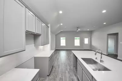 11818 Royal Willow Lane, Houston, TX 77066 - Photo 9