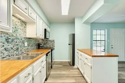 711 7th Street #1, Galveston, TX 77550 - Photo 9