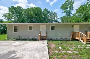 13703 Segrest Dr, Houston, TX 77047 - Photo 3