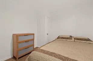 13703 Segrest Dr, Houston, TX 77047 - Photo 15