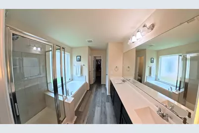 10619 Dawn Pine Forest Trail, Tomball, TX 77375 - Photo 17