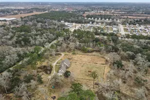 9009 Lazy Ln, Hitchcock, TX 77563 - Photo 41