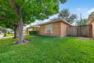 1122 Woodbridge Ave, Pearland, TX 77584 - Photo 5