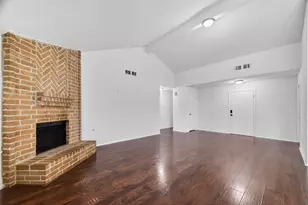 1122 Woodbridge Ave, Pearland, TX 77584 - Photo 9