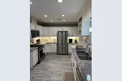 4723 Avenue S, Galveston, TX 77551 - Photo 3