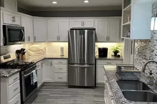 4723 Ave S, Galveston, TX 77551 - Photo 3