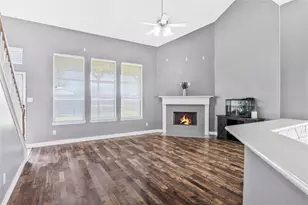 972 Cypress Ln, Dayton, TX 77535 - Photo 9