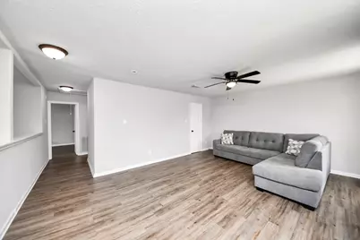16118 Bunker Ridge Road, Houston, TX 77053 - Photo 21