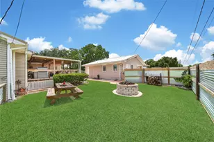 1800 Alvy Dr, La Porte, TX 77571 - Photo 7