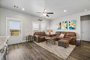 3811 Kiva Rd, Galveston, TX 77554 - Photo 9