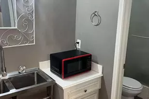 10915 Gatlinburg Dr, Houston, TX 77031 - Photo 9