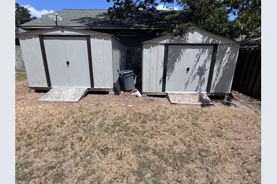 195 Park Drive, La Grange, TX 78945 - Photo 9