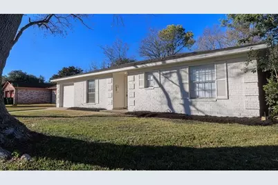 1106 Twin Falls Road, Houston, TX 77088 - Photo 3