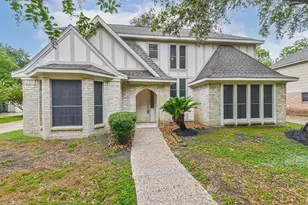 6718 Gentle Bend Dr, Houston, TX 77069 - Photo 1