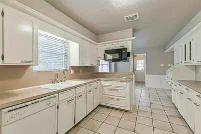 6718 Gentle Bend Drive, Houston, TX 77069 - Photo 11