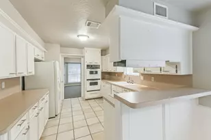 6718 Gentle Bend Dr, Houston, TX 77069 - Photo 9