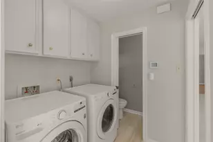 8851 Larston St, Houston, TX 77055 - Photo 25