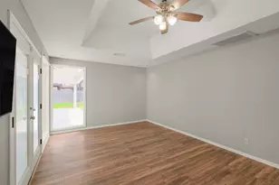 8851 Larston St, Houston, TX 77055 - Photo 21