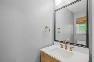 8851 Larston St, Houston, TX 77055 - Photo 23