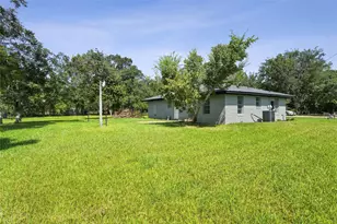1300 Basin St, Bay City, TX 77414 - Photo 7