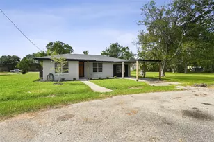 1300 Basin St, Bay City, TX 77414 - Photo 5