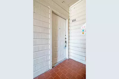 4747 Nasa Parkway #206, Seabrook, TX 77586 - Photo 3