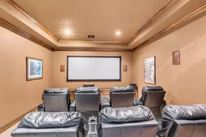 75 S Player Crest Circle, The Woodlands, TX 77382 - Photo 23