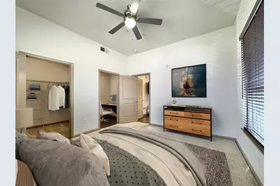 2700 Brazos Street #4405, Houston, TX 77006 - Photo 5