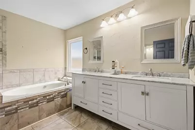 5447 Haven Oaks Drive, Houston, TX 77339 - Photo 21