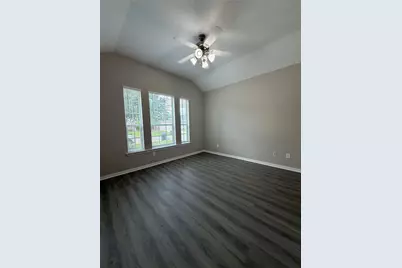 24626 Lakecrest Creek Drive, Katy, TX 77493 - Photo 7