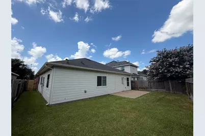24626 Lakecrest Creek Drive, Katy, TX 77493 - Photo 25
