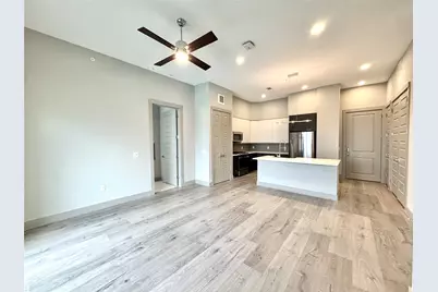 401 W 25th St Street #1247, Houston, TX 77008 - Photo 13