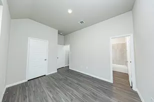 2035 Emerald Lk Trl, Dayton, TX 77535 - Photo 19